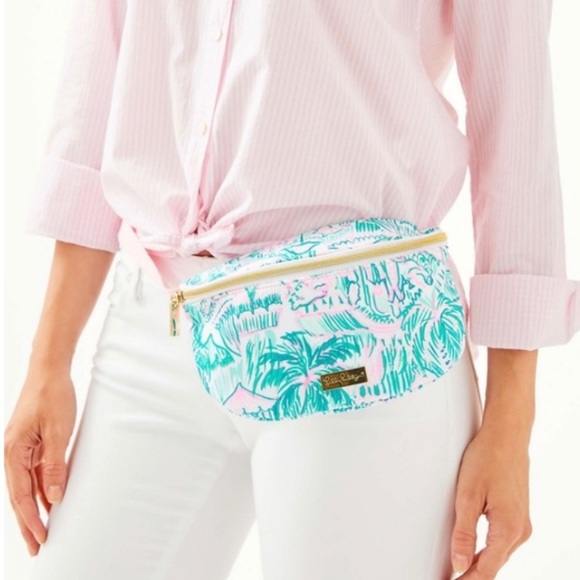 Lilly Pulitzer Handbags - Lilly Pulitzer Waist Bag Colorful Camelflage